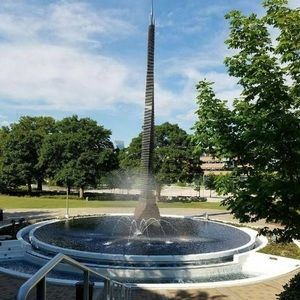 Meet your Posher, Tuyet